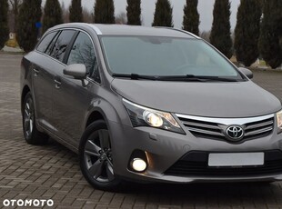 Używany Toyota Avensis 2015