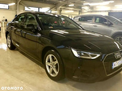 Audi A4 35 TFSI mHEV S tronic