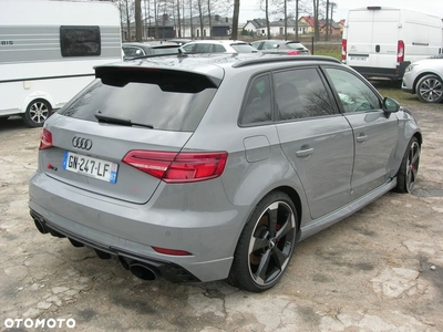 Audi RS3 TFSI Sportback quattro S tronic