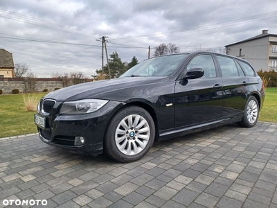 BMW Seria 3 318d DPF Touring