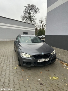 BMW Seria 3 318d Touring Sport Line