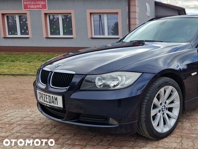 BMW Seria 3 318i