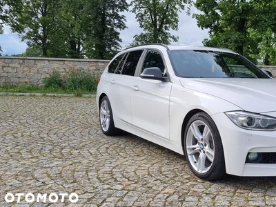 BMW Seria 3 320d DPF Cabrio M Sport Edition