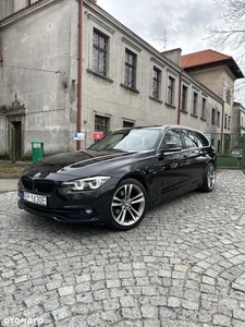 BMW Seria 3 320d Sport Line