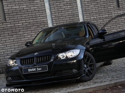 BMW Seria 3 320i