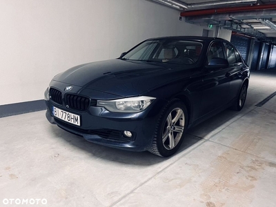 BMW Seria 3 328i xDrive