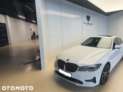 BMW Seria 3 330i