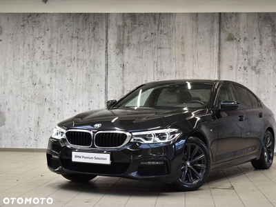 BMW Seria 5 520d xDrive M Sport sport