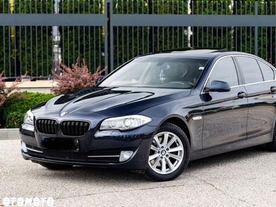 BMW Seria 5 520i Luxury Line
