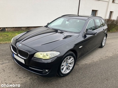 BMW Seria 5 525d Touring Sport-Aut