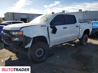 Chevrolet Silverado 5.0 benzyna 2020r. (VALLEJO)