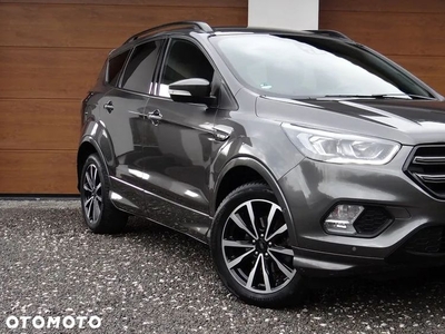 Ford Kuga 1.5 EcoBoost 2x4 ST-Line