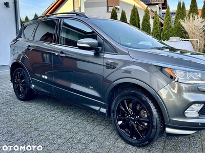 Ford Kuga 2.0 TDCi 4x4 ST-Line