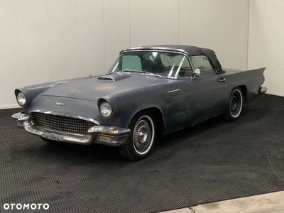 Ford Thunderbird