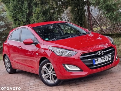 Hyundai I30 blue 1.4 YES Silver