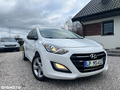 Hyundai I30 blue Kombi 1.6 CRDi Classic Navigation