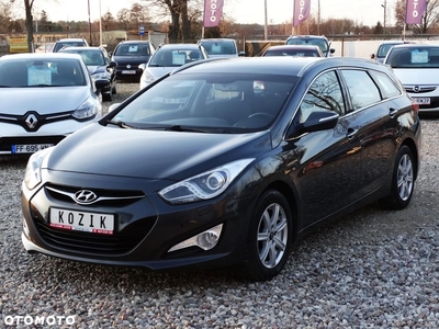 Hyundai i40 i40cw 1.7 CRDi Fifa World Cup Edition