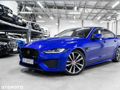 Jaguar XE 2.0 P250 R-Dynamic SE