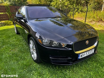 Jaguar XE 2.0 T AWD Prestige