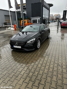 Mercedes-Benz CLA 180 7G-DCT UrbanStyle Edition