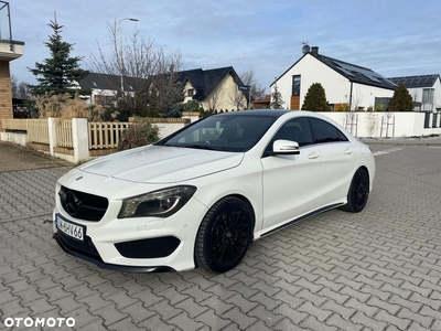 Mercedes-Benz CLA 200 7G-DCT AMG Line