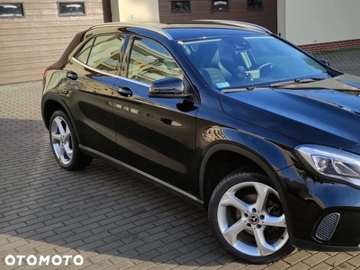 Mercedes-Benz GLA 200 7G-DCT