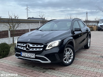 Mercedes-Benz GLA 200 7G-DCT