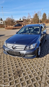 Mercedes-Benz Klasa C 200 T (BlueEFFICIENCY) 7G-TRONIC Avantgarde