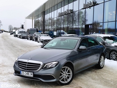 Mercedes-Benz Klasa E 220 d 4-Matic 9G-TRONIC