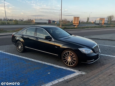 Mercedes-Benz Klasa S 350 BlueTEC DPF 4Matic 7G-TRONIC