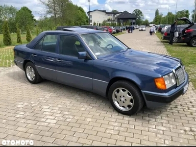 Mercedes-Benz W124 (1984-1993)