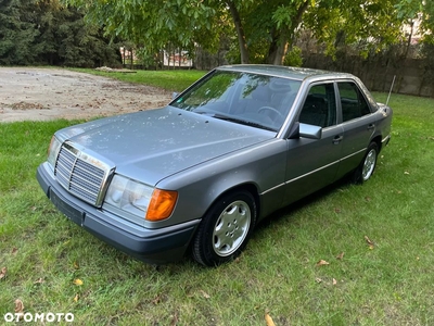 Mercedes-Benz W124 (1984-1993)