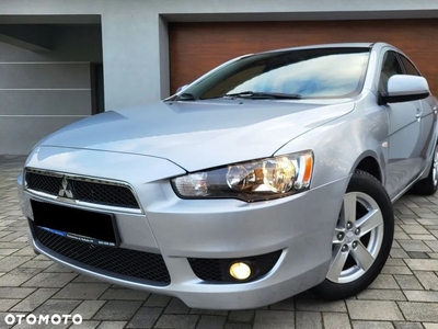 Mitsubishi Lancer 1.5 Invite