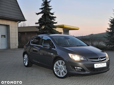 Opel Astra 1.4 Turbo Cosmo