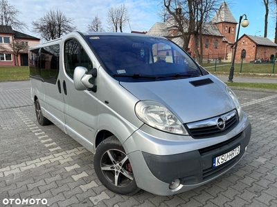 Opel Vivaro 2.5 CDTI L2H1