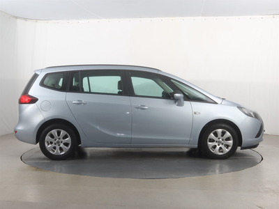 Opel Zafira 2016 1.4 Turbo 155873km Enjoy