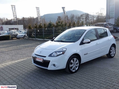 Renault Clio 1.5 diesel 88 KM 2012r. (Buczkowice)