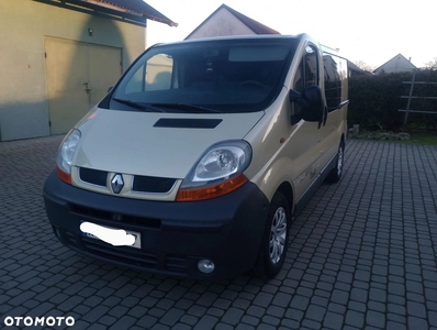 Renault Trafic 2.0 16V Combi L1H1