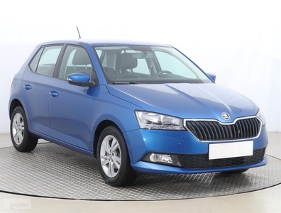 Skoda Fabia III , Salon Polska, Serwis ASO, Klima, Parktronic