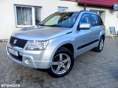 Suzuki Grand Vitara 2.0 De luxe