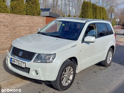 Suzuki Grand Vitara 2.0 De luxe