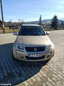 Suzuki Grand Vitara 2.0 De luxe