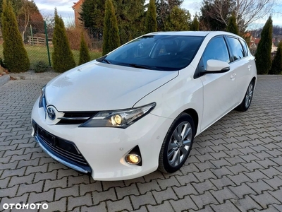 Toyota Auris 1.8 VVT-i Hybrid Automatik Executive