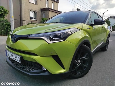 Toyota C-HR Hybrid Style Selection