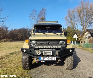 Toyota Land Cruiser HT LX