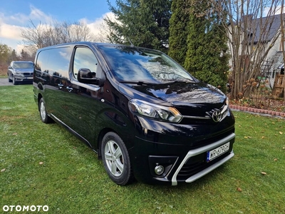 Toyota ProAce 2,0-l-D-4D (5-Si.) Autm Verso compact Team Deutschland