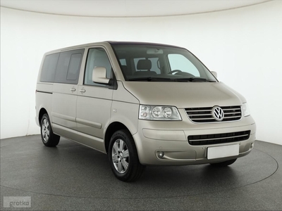 Volkswagen Caravelle , L1H1, 5 Miejsc