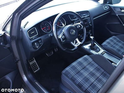 Volkswagen Golf VII 2.0 TDI BMT GTD DSG