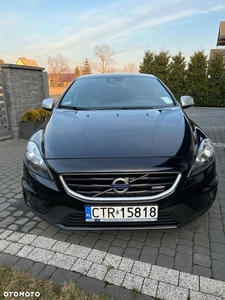 Volvo V40 D4 Drive-E R-Design Summum