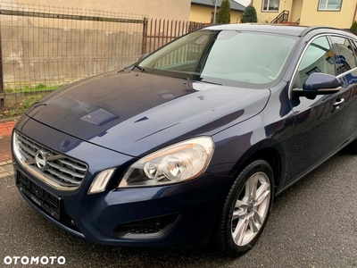 Volvo V60 D2 Momentum